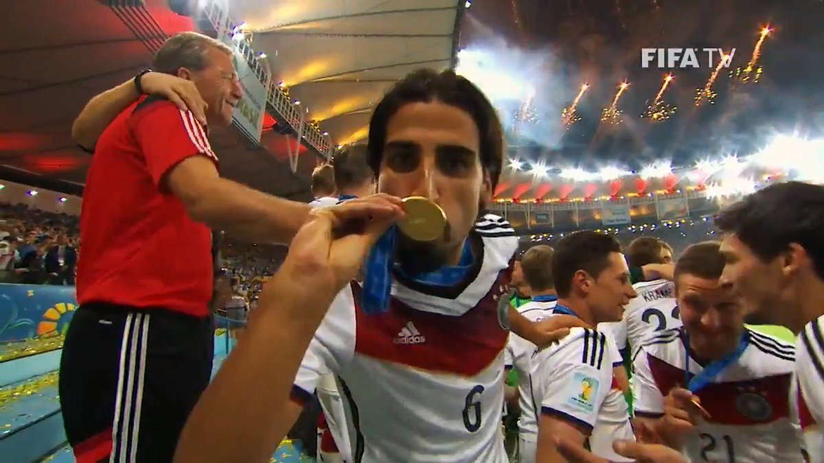 Happy birthday, Sami Khedira! Salah satu gelandang dengan skillset paling komplit pada eranya.