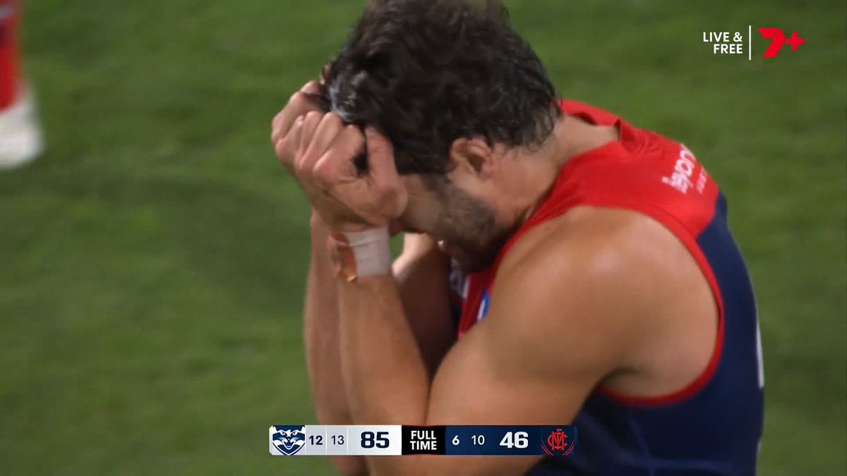 🗣️ "You can see the despair from Christian Petracca. "That image right there says a lot about where Melbourne is right now, and where it wants to be." #AFLCatsDees