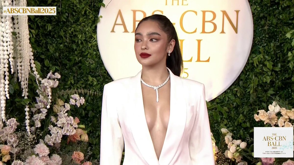 Andrea Brillantes at the #ABSCBNBall2025 red carpet. #BrighterTogether Visit this link to watch the live feed of the red carpet special: