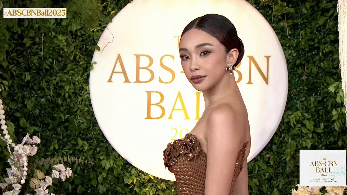 Maymay Entrata at the #ABSCBNBall2025 red carpet. #BrighterTogether Visit this link to watch the live feed of the red carpet special:
