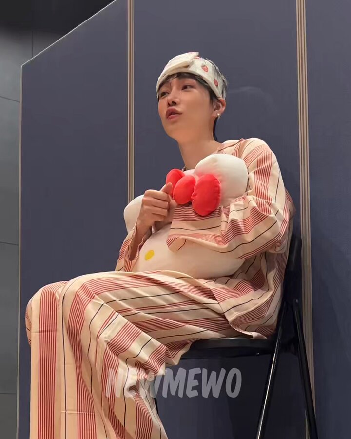 250404 #뉴 영재가 커피 사줬다니까 자기도 질 수 없다고 사준다함 하