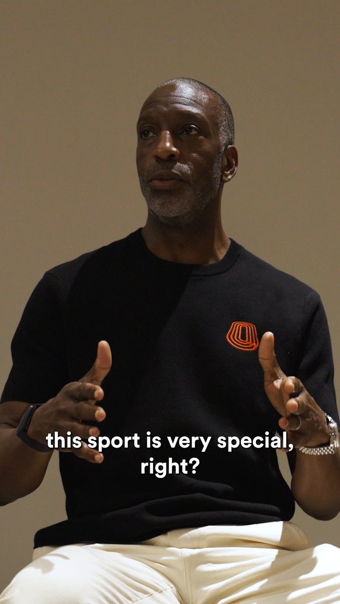Rivals on the track, but off it we're in this together to elevate the sport 🤝 Michael Johnson giving some last words of gratitude to the first 96 athletes to believe in the Grand Slam Track vision last night👏