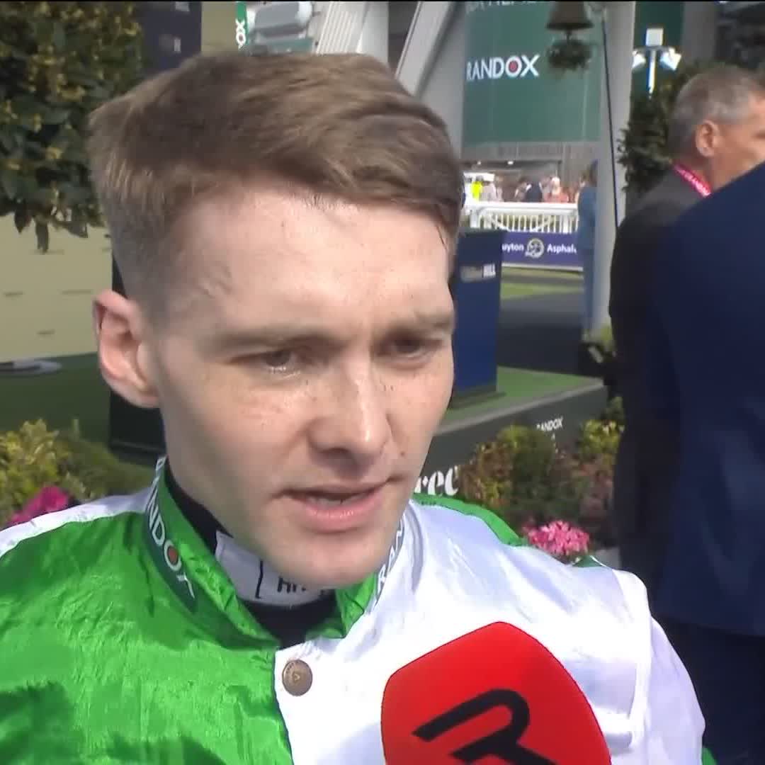 "Seeing most of the races this week, they're not coming from behind." A first Randox Grand National Festival winner for Jonjo O'Neill Jr. 👏