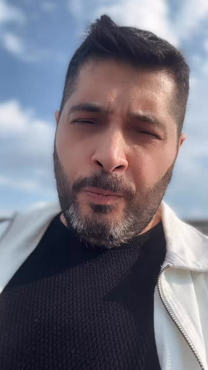 Şşt beri bak kevaşe Redondo #antikapitalistcephe
