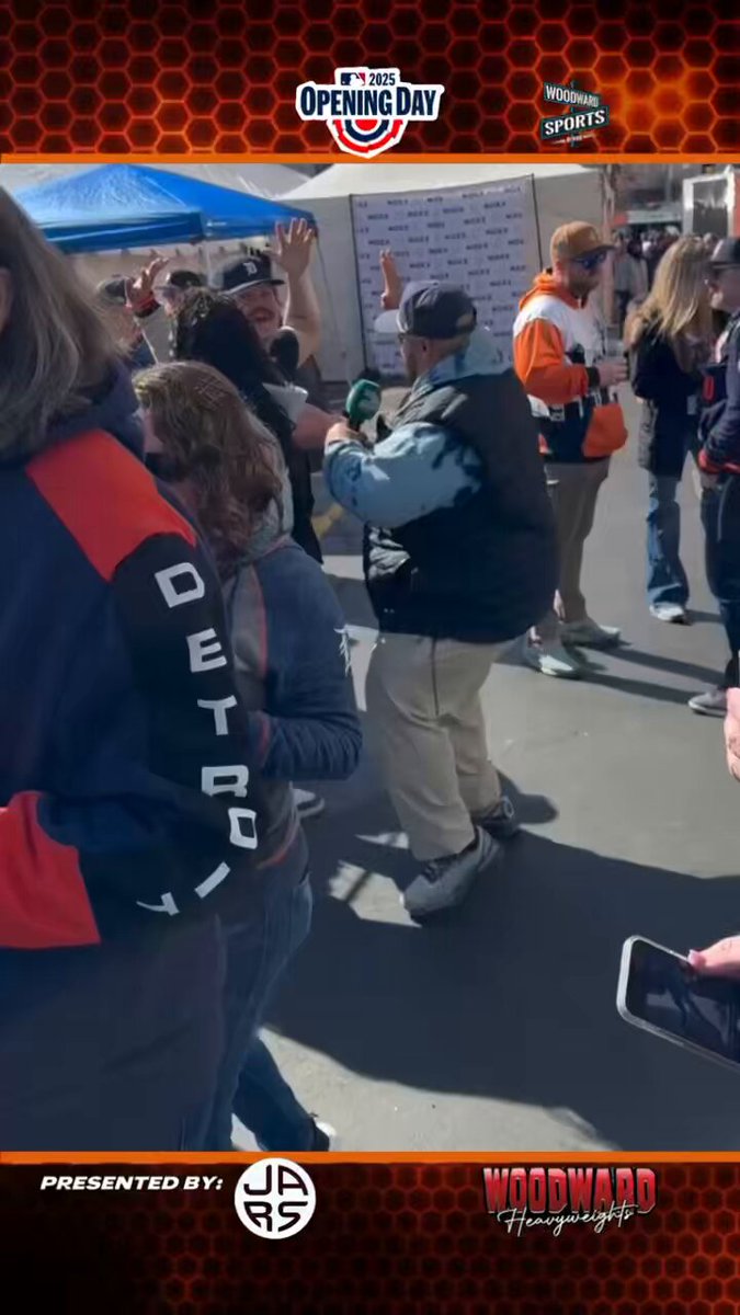 The Heavyweights are getting ACTIVE on Tigers Opening Day 🤣🔥