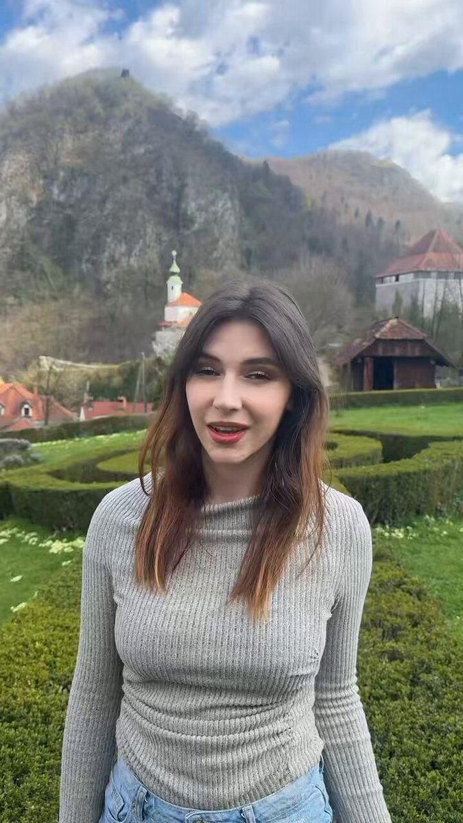 Praktično večina na ministrstvih dela od doma, poroča N1. Nekaj takega nikoli ne bi bilo mogoče v zasebnem sektorju, ker vemo, da je zelo redko zaposleni od doma enako produktiven kot na delovnem mestu. Razlog, zakaj jih je toliko doma, je pa naravnost absurden. 🤡