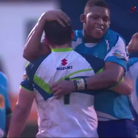 When the hit is this good - you have to pay respects 🤣💥 You can tell our isiXhosa commentators enjoyed this 🎙️🔥 #SSRugby | #VarsityShield