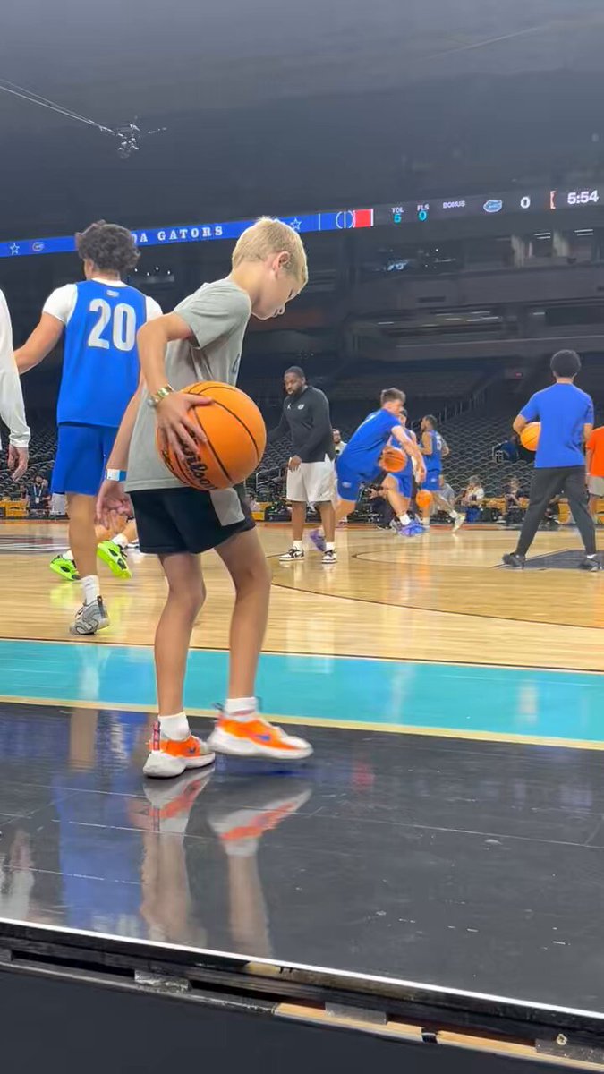 Todd Golden’s son is a baller!