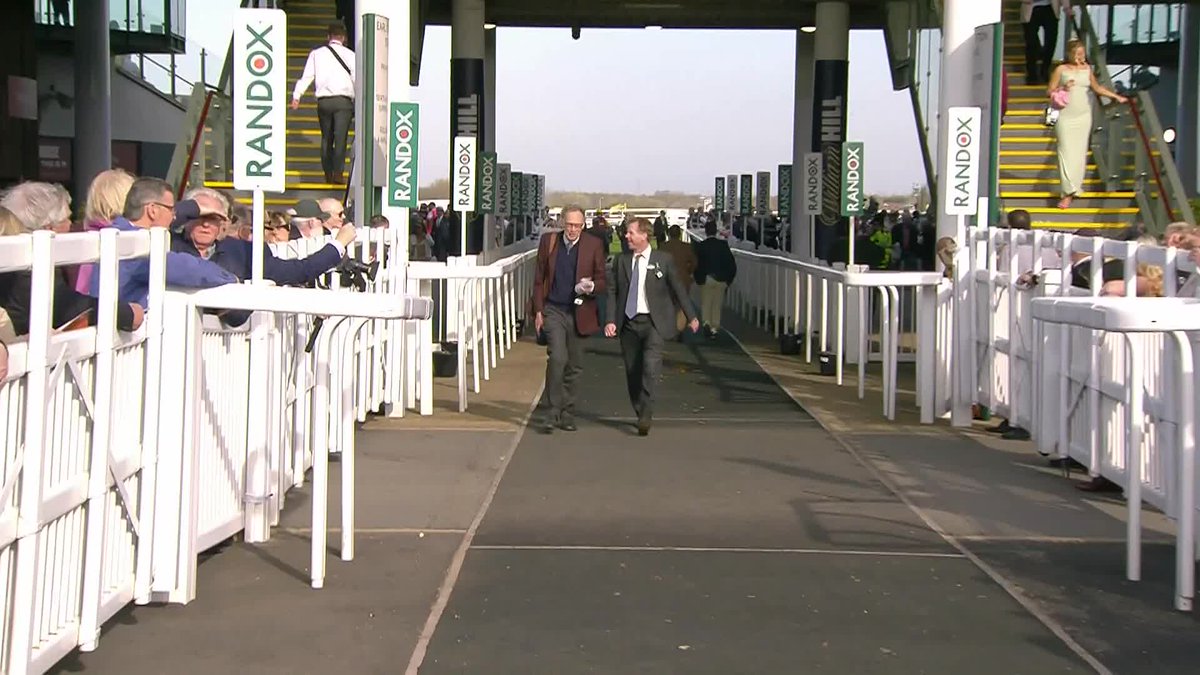 "To win a Grade 1. Absolutely incredible" It's been nearly 20 years in waiting, but Jamie Snowden finally has his first Grade 1 win! 🏆 #ITVRacing | Matt Chapman | Jamie Snowden