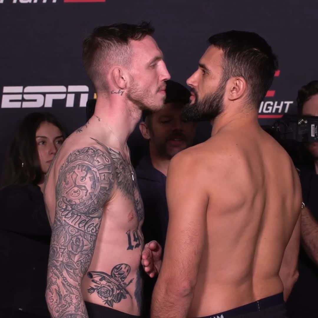 Skeletor makes his Octagon return ☠️ #UFCVegas105 🇮🇪 Rhys McKee vs Daniel Frunza 🇷🇴