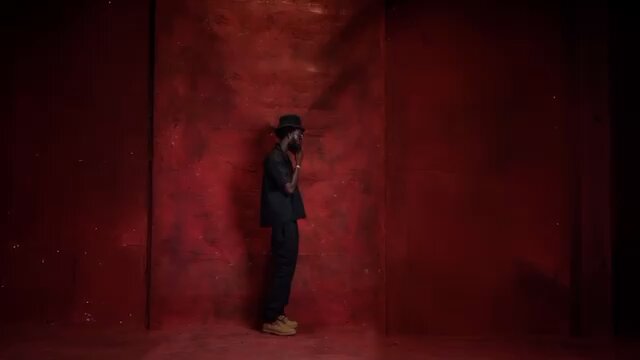 I will choose Oseikrom Sikanii’s “Nonsense” over any track on Blacko’s album! Solo artist going all out! 🎥: