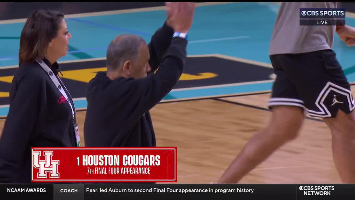 The No. 1 seed Houston Men's Hoops 🏀 🐾 Cougars are in the building