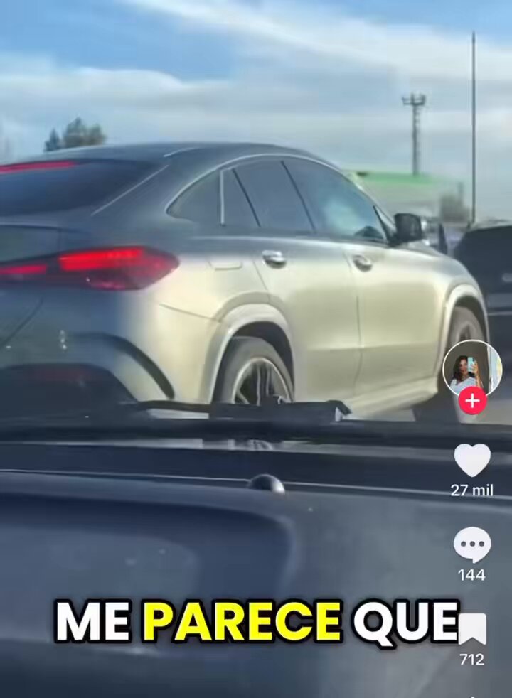 "Julián Álvarez" Porque dos personas lo cruzaron cuando iban en el auto, lo saludaron y el futbolista no solo los saludó sino que bajó el vidrio en plena ruta para charlar con ellos y mandarle saludos. Qué pedazo de tipazo que es el hijo de re mil puta.