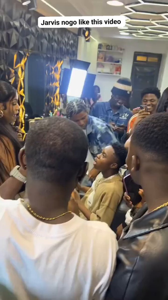 Peller don go stripper Salon without Jarvis 🥶