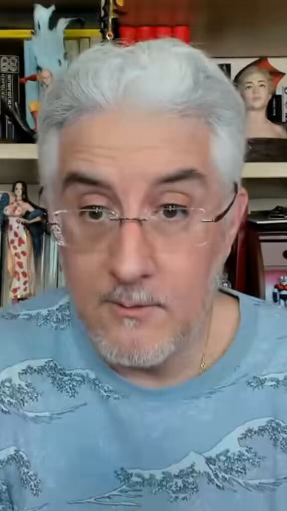 En mi ultimo vídeo explico las causas de la polémica entre #GeorgeRRMartin y #RyanCondal en #HouseOfTheDragon. Aquí un fragmento que explica parte de los motivos de ese desencuentro. Vídeo completo en YouTube: