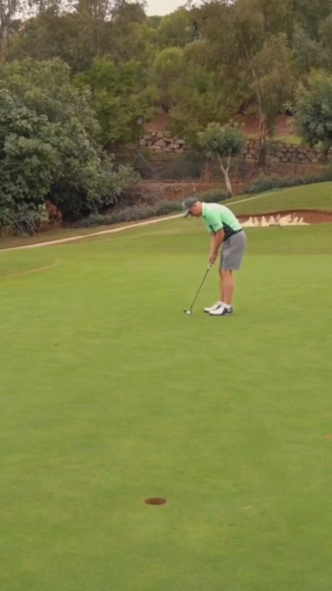 Playing fourball better ball match play against 8 birdies and an eagle in 10 holes… 🫣😂 Anyone think we should film another course vlog La Cala Resort? 👀