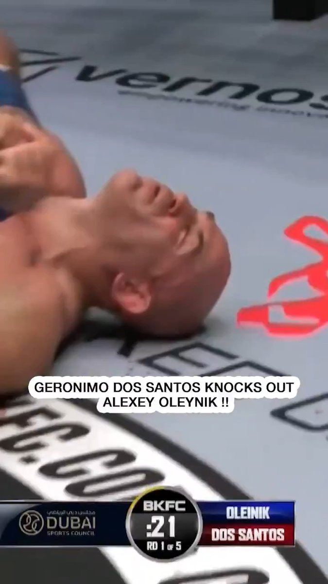 Geronimo dos Santos knocks Alexey Oleynik out cold at #BKFC71! 👊🥶😨 (🎥 Bare Knuckle FC)