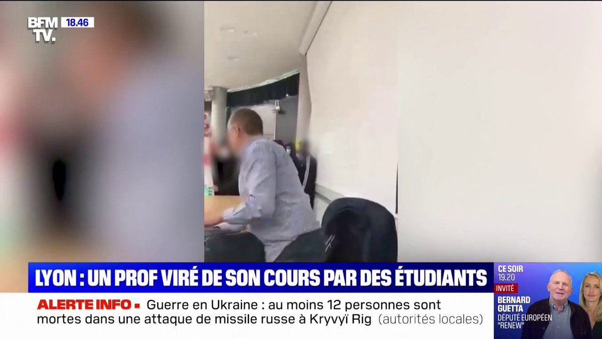 Alors en fait Fabrice Balanche, c’est le gars qui a arrangé la rencontre entre Bachar El Assad et la droite extrême et l’extrême-droite française donc dire qu’il est pro-Assad et d’extrême droite, c’est pas vraiment de la diffamation.