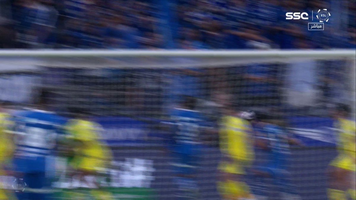 هدددددف!⚽️ الهلال يقلص الفارق 🔥 علي البليهي يسجل الهدف الأول في شباك النصر ⚽️ الهلال 1 × 2 النصر #دوري_روشن_السعودي #الهلال_النصر | #SSC