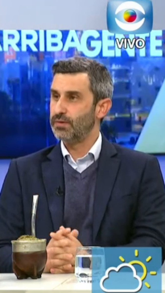 Acá la contradicción es con el gobierno anterior. Lo que dijo que había dejado y lo que en realidad dejó.