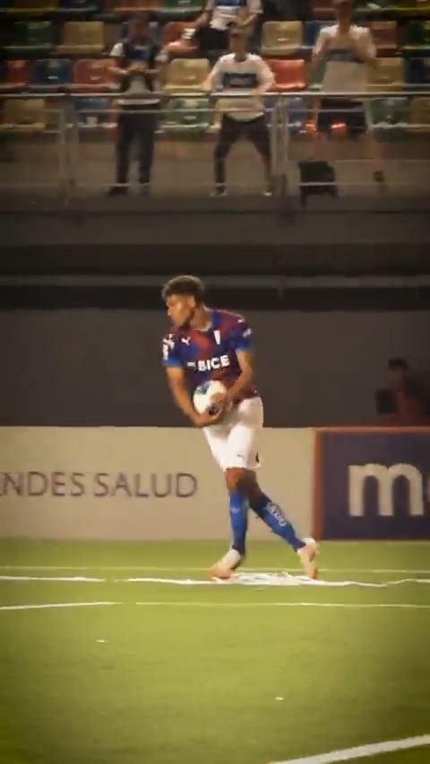 El gol de Pancho Rossel para #LosCruzados 🎥⚽