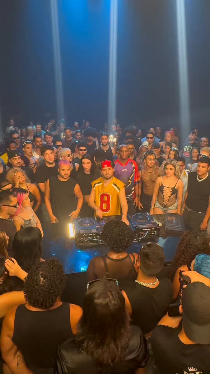 a energia muda quando toca FUNK 🇧🇷🔥♥️
