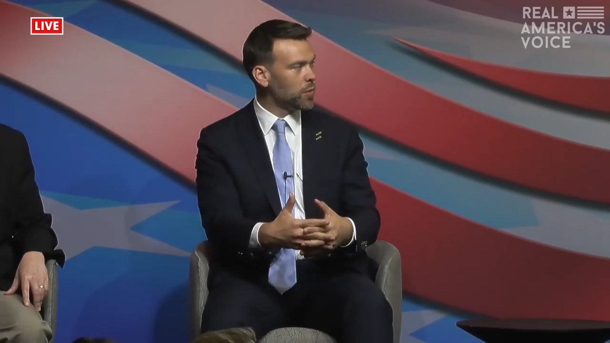 “THROUGH SOCIAL MEDIA YOU CAN BUILD THAT DIRECT CONNECTION WITH THE AUDIENCE, YOU CAN ACTUALLY MEET PEOPLE AND HAVE THAT IMMEDIATE GRATIFICATION FOR A FOLLOWER.” - Jack Poso 🇺🇸 details the power of social media that changes the game in media. Dr. Steve Turley Cliff Maloney