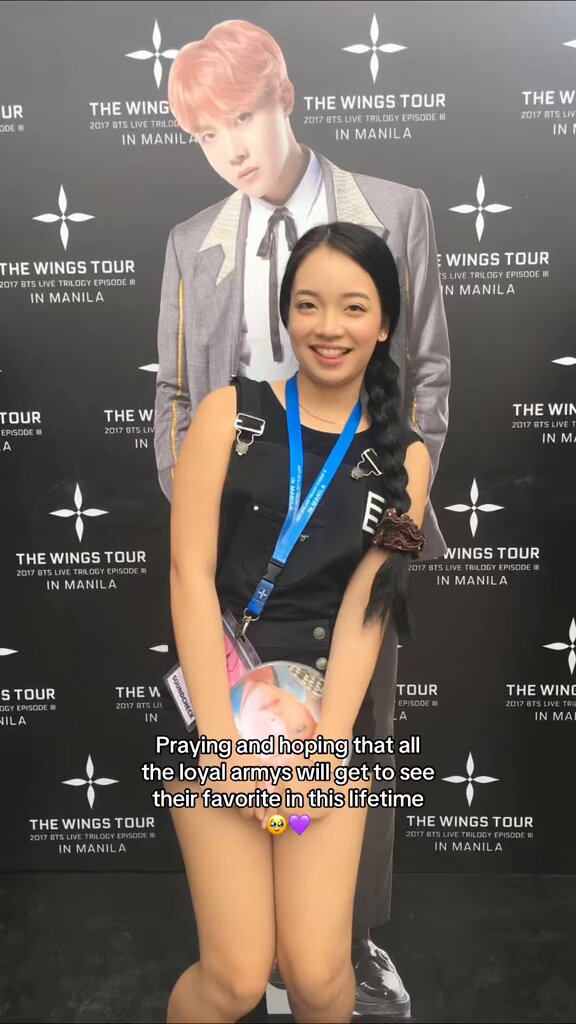 💜💜💜When you are a 2014 ARMY and you are still here 11 years after 🥹 She had a wonderful moment with hobi in Oakland and they held hands too😭 Well-deserved for someone who loves and supports an amazing human being like j-hope 🫶 Thank you💜 #HOPE_ON_THE_STAGE_TOUR_OAKLAND