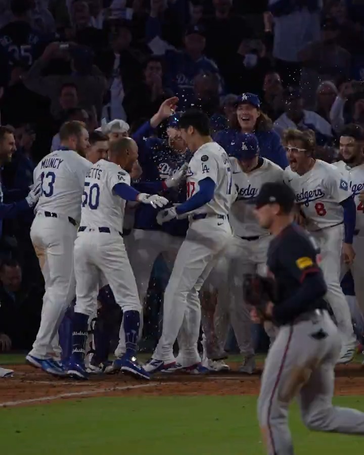 And then there was 1 ... The Los Angeles Dodgers remain as the only undefeated team. Can they keep it going?