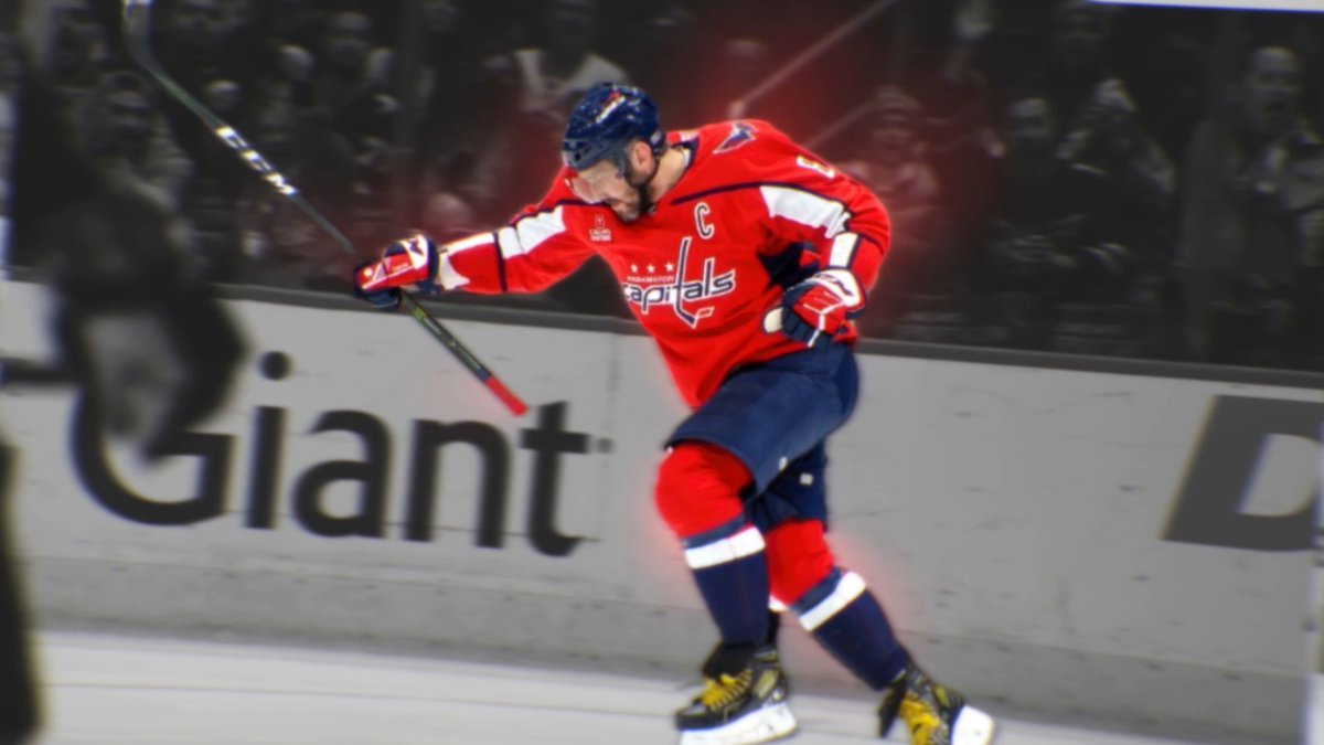 "Alex Ovechkin has Wayne Gretzky dead ahead" 🔥 #Gr8Chase 🇺🇸: @NHLNetwork 🇨🇦: Sportsnet or stream on Sportsnet+ ➡️