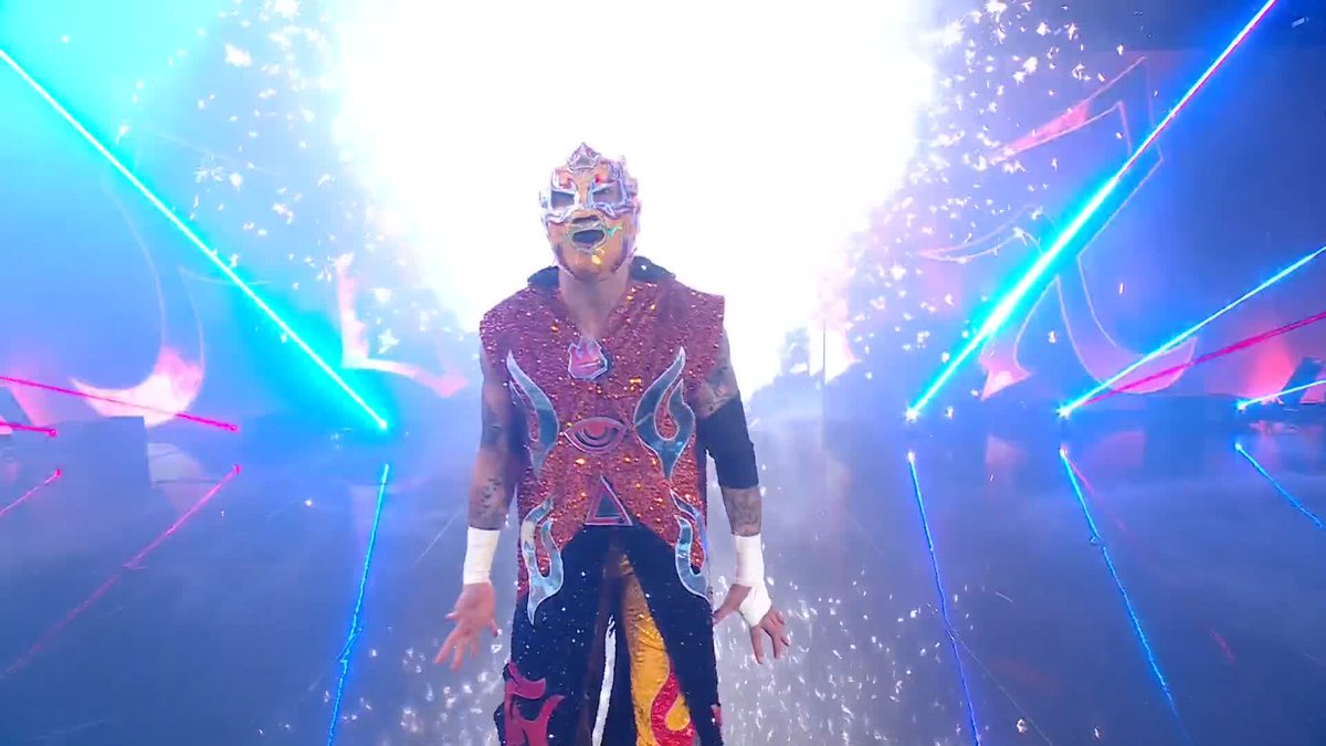 Bienvenido a #SmackDown Rey Fenix ๐๐๐ฒ๐ฝ๐ฅ
