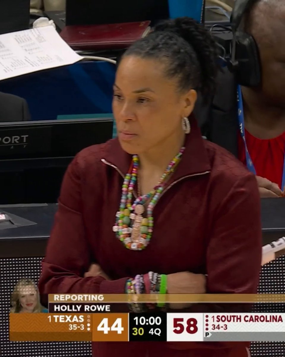 The sweet reason behind Dawn Staley's necklaces is a little girl named Blakeleigh Thompson ❤️