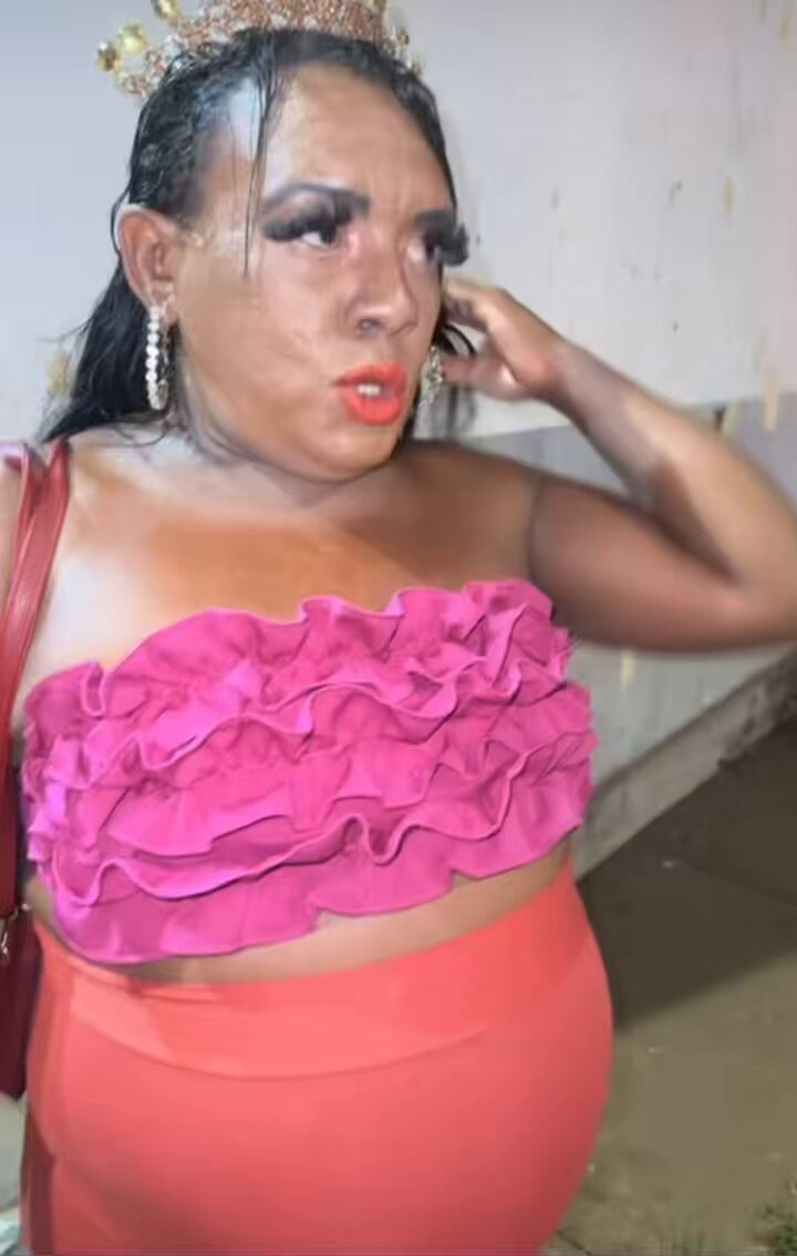 Bah dançando a música de tieta
