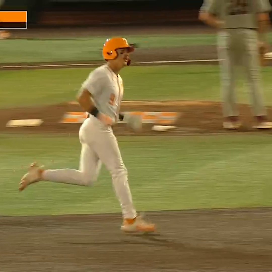 THE VOLS RUN RULE AND NO-HIT TEXAS A&amp;M IN KNOXVILLE 🤯 Tennessee Baseball