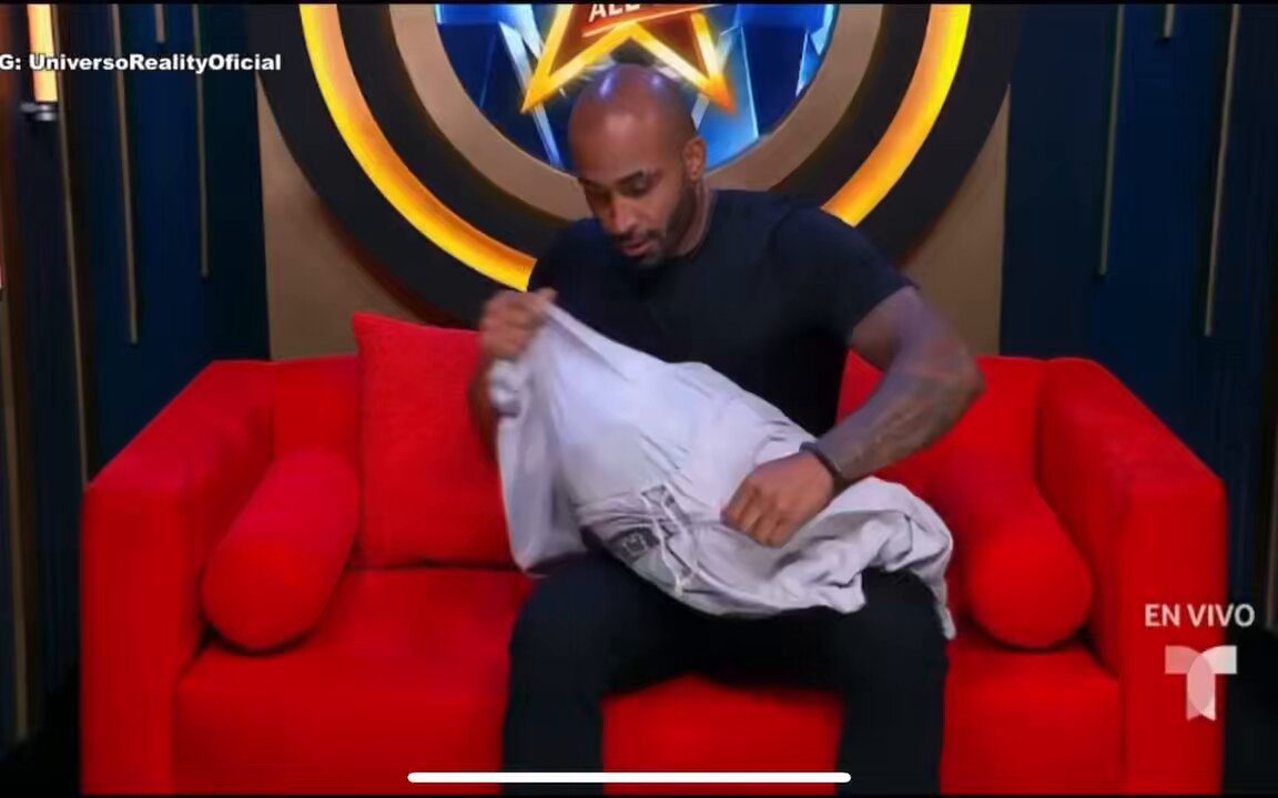 Caramelo quitándole sus 8 candados a su caja para encontrarse con OTRA CAJA 🤣😭 esto es una burla #LCDLF5 #LCDLFAllStars