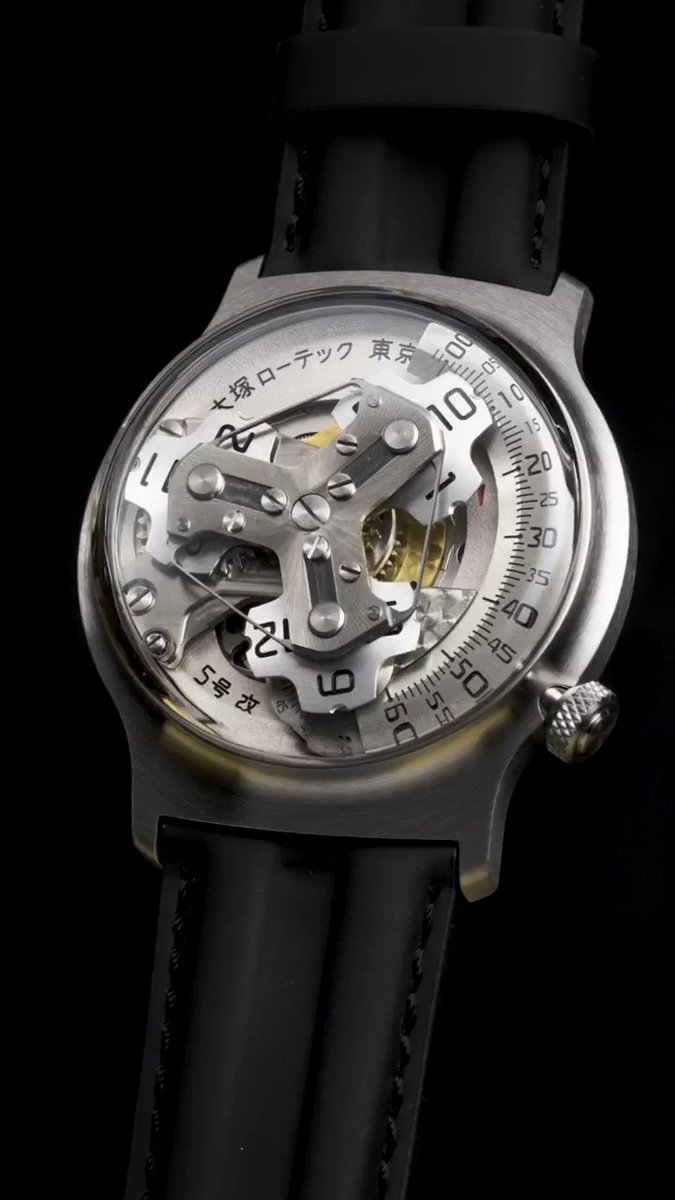 New Watch Arrived！大塚ローテック「5号改」が届いたので、じっくり動画で撮ってみました。 アワー表示の数字版が回転する「サテライトアワーウォッチ」。機構の面白さが圧倒的です。 そして、この愛すべきメカメカしさ。構造の立体性、仕上げの違いまで堪能できる、最高の逸品です！