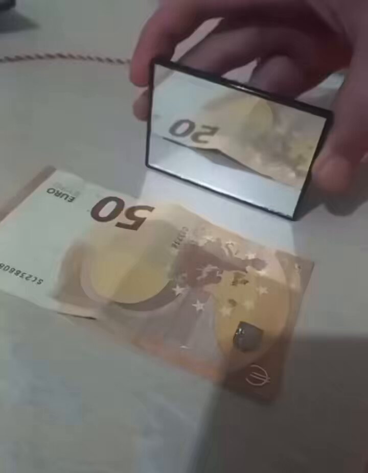 PAY CLOSE ATTENTION TO THE MONEY ⚠️