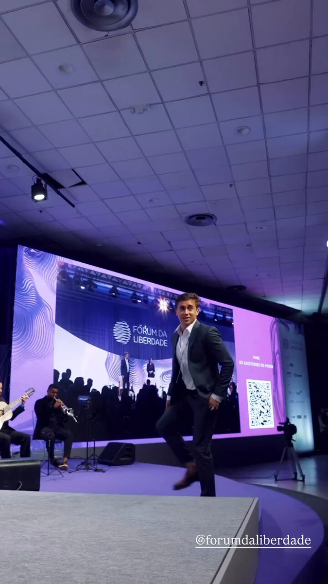 Nosso futuro presidente daqui alguns anos Nikolas Ferreira
