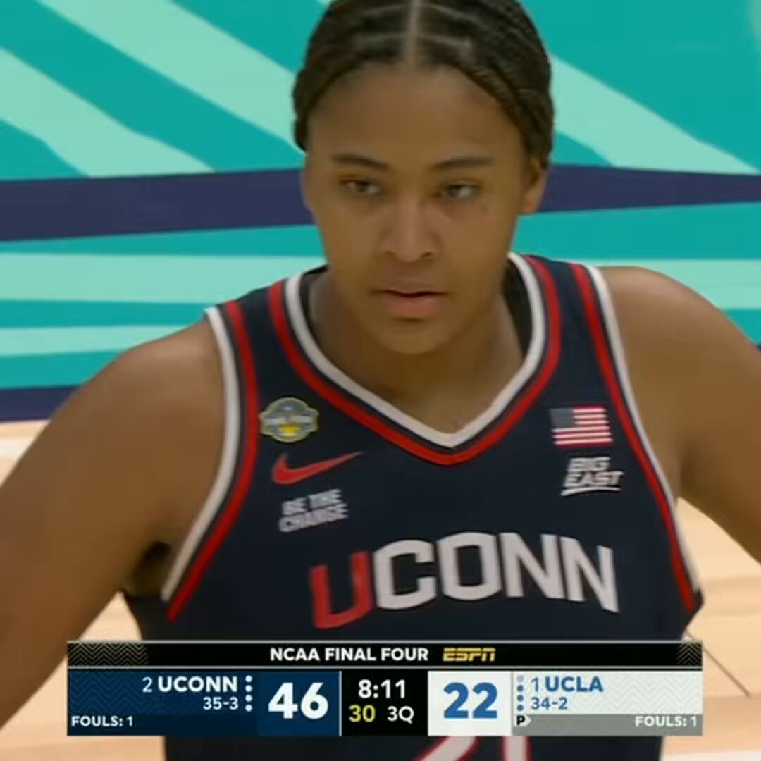 Sarah Strong tonight 🔥 • 22 points • 8 rebounds • 4/6 3PM • 9/13 FG