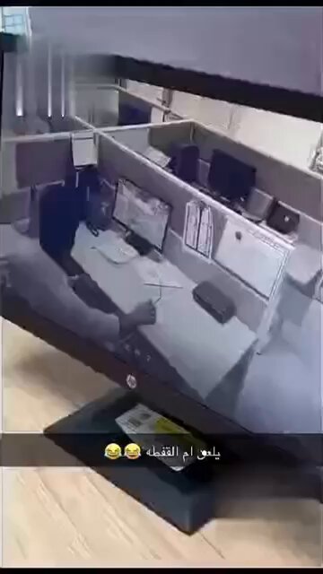 ضحى بشغله عشان القيم
