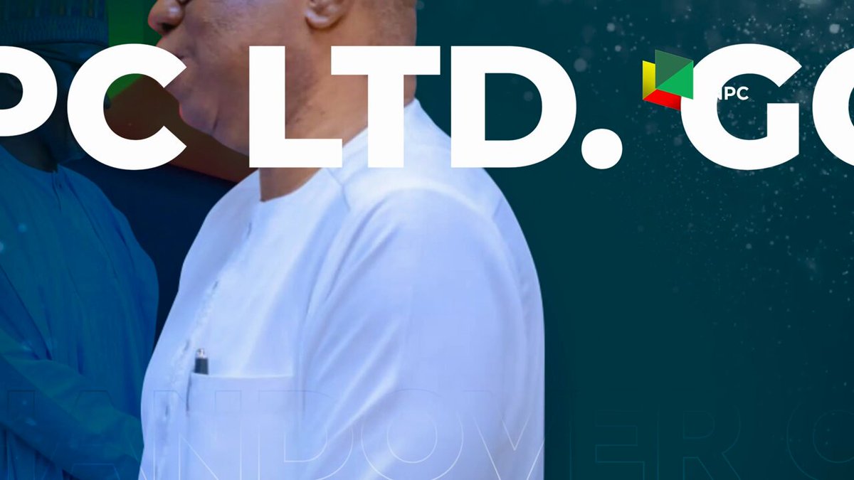 ICYMI - [WATCH NOW] The new Group Chief Executive Officer of the Nigerian National Petroleum Company Limited (NNPC Ltd.), Bayo Ojulari, has officially taken over the reins of the company from his predecessor, Mele Kyari. #EnergyForToday #EnergyForTomorrow