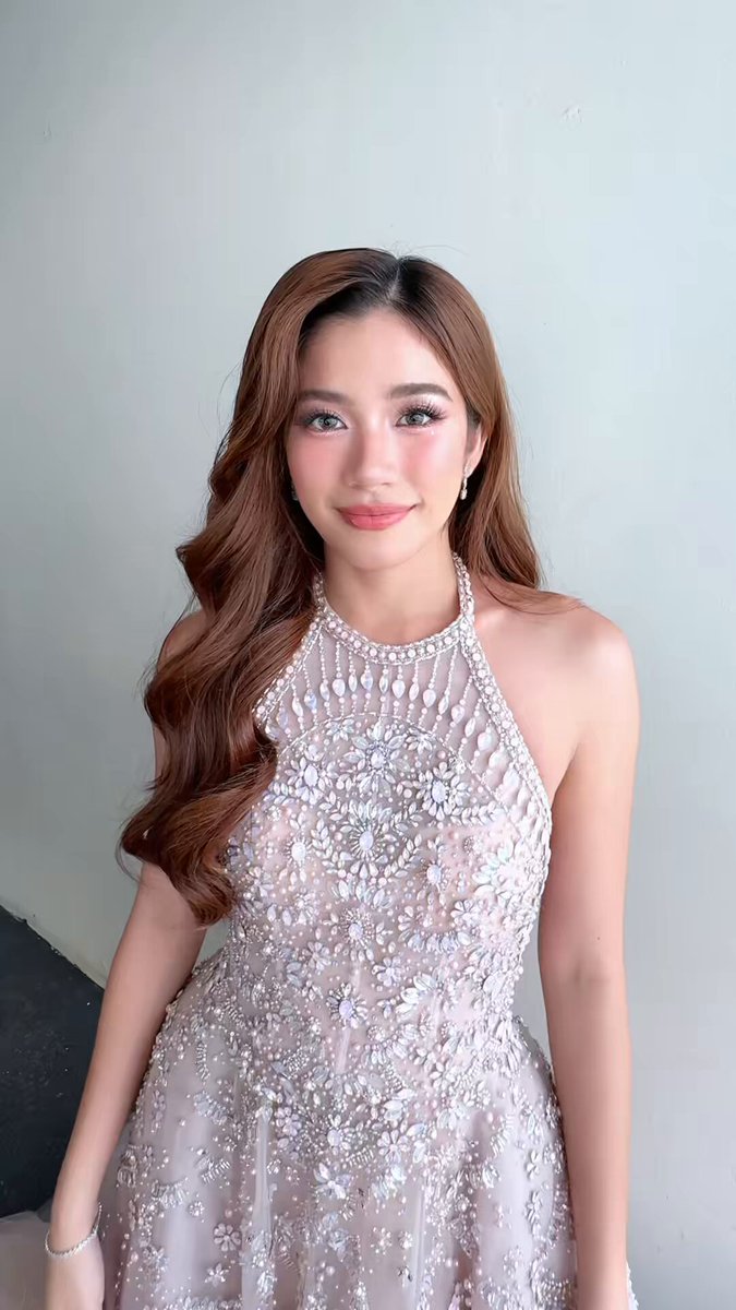 POV: when the music hits and the fits hit harder!😉💯 Vibin' in style at ABS-CBN Ball 2025!✨ #BINI #ABSCBNBall2025 #BINIatAbscbnBall2025
