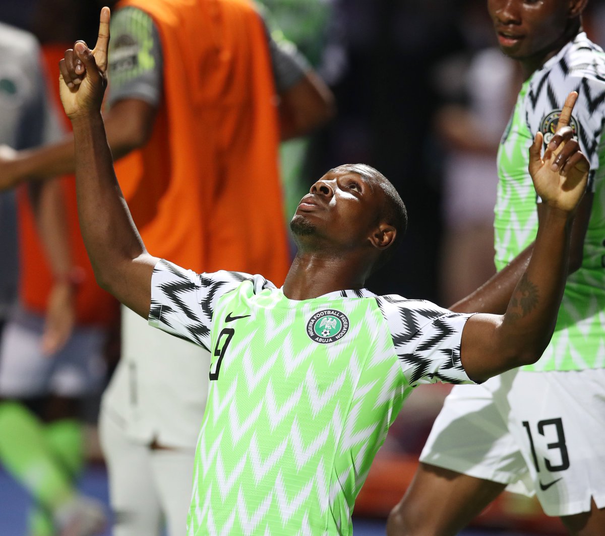 None better than this sublime pass from Ola Aina 🇳🇬