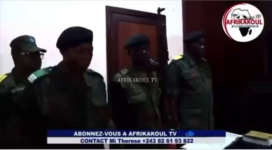 #RDC: Dossier 📁 sur le décès du policier Roulage Fiston Kabeya. 7 membres de l'escorte de la Première ministre devant la justice militaire Ils sont poursuivis pour violation de consigne et homicide préterintionnel, c'est-à-dire violences volontaires ayant entraîné la mort sans intention de la donner.