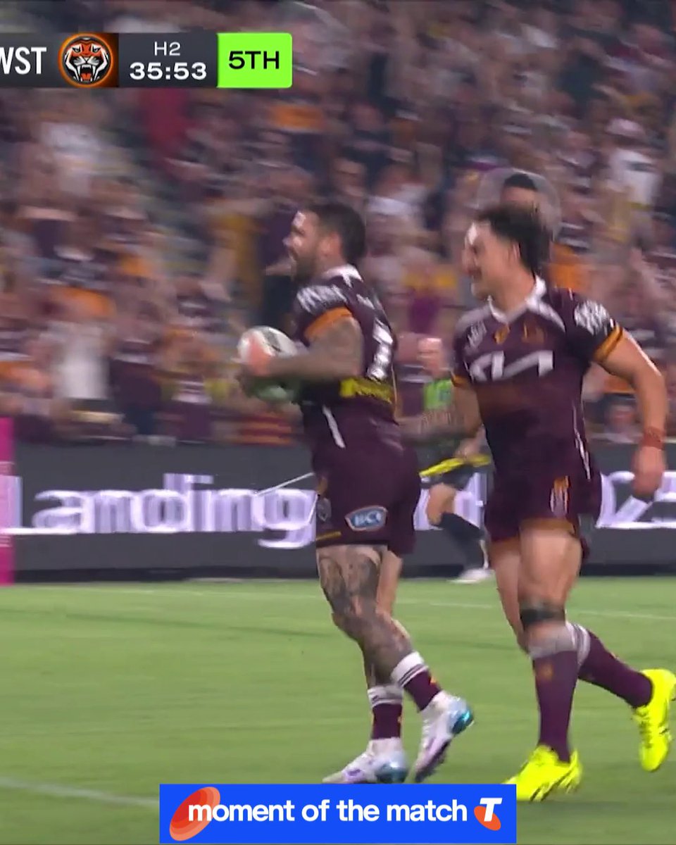 Adam Reynolds has still got it! ๐ #NRLBroncosTigers Telstra Moment of the Match