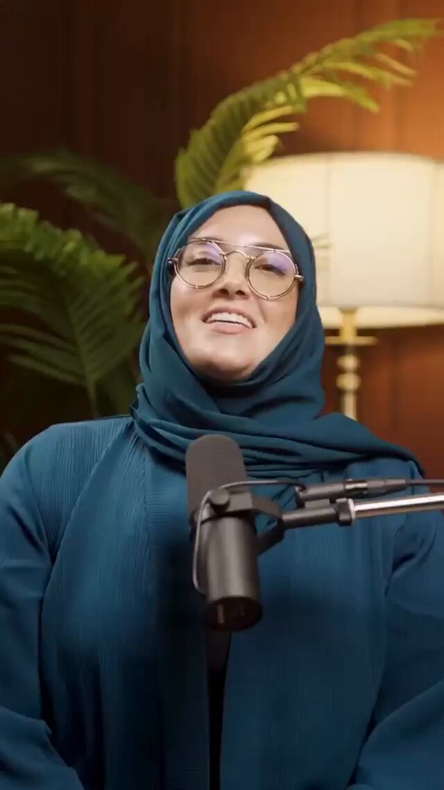 نصيحة من ذهب: إذا كنت تحلم تكون من القلّة اللي توصل للقمة (الـ 1٪) ما ينفع تعيش زي الباقين (الـ 99٪). النجاح ما يجي بالحظ.يمكن تتعب شوي ويمكن تضحي بأشياء اليوم بس صدقني… بكرة بتشكر نفسك.