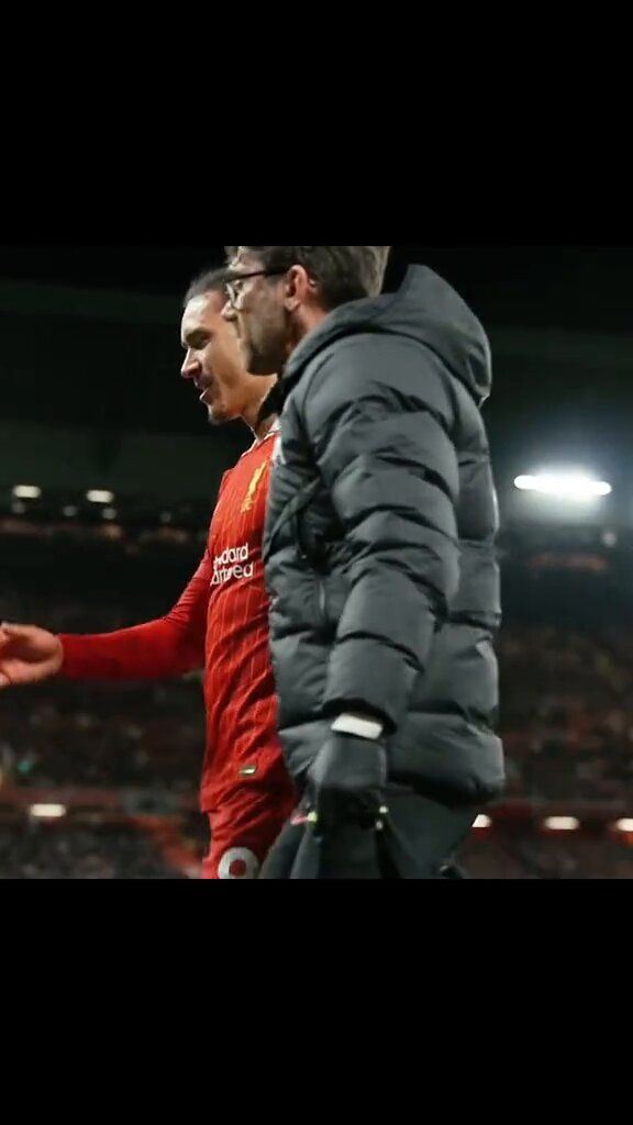 Love it when the whole team fights for the badge
