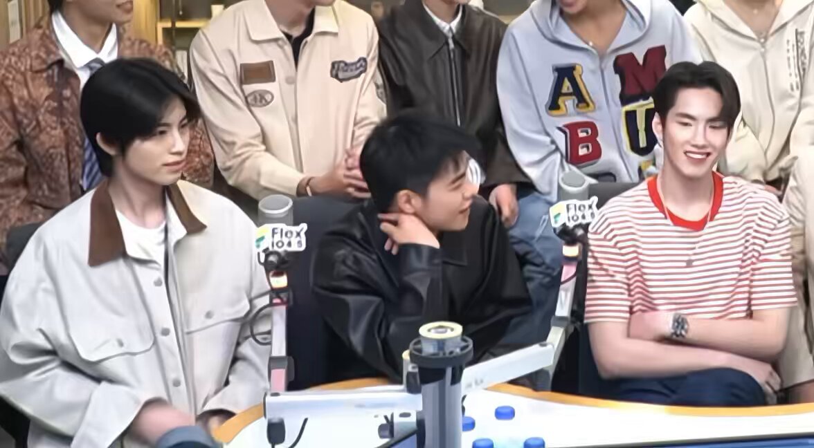 ลูกยิ้มเพราะไร เพราะมีคนตัดติ้กต้อกเพลงนี้เต็มเลยวันงานบอลอะดิ ยิ้มเป้ย