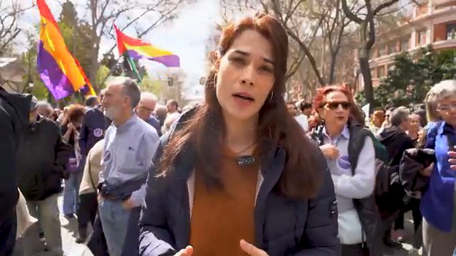 Hoy salimos a las calles para decir bien alto que la vivienda no es para especular ni un bien del mercado, es un derecho del conjunto de la ciudadanía que tiene que estar garantizado. Hay que acabar con la especulación y bajar los alquileres por ley ya. 📹 Isa Serra🙋🏽♀️
