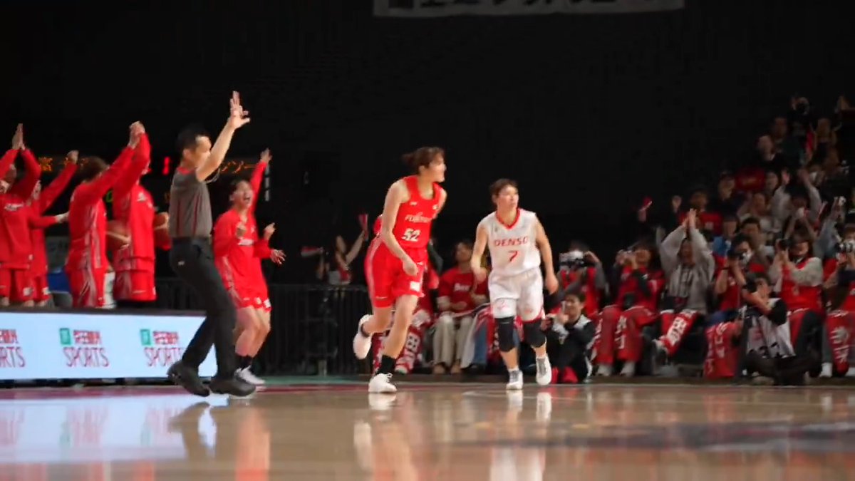 大舞台に強い宮澤 夕貴😤🔥 18得点の活躍でチームを勝利へ導く! 富士通#52 宮澤 夕貴(PF|183cm) 18 PTS|3 3FGM|6 REB|3 AST 【ファイナル GAME1 vsデンソー】 宮澤夕貴 富士通レッドウェーブ #Wリーグプレーオフ #Wリーグ